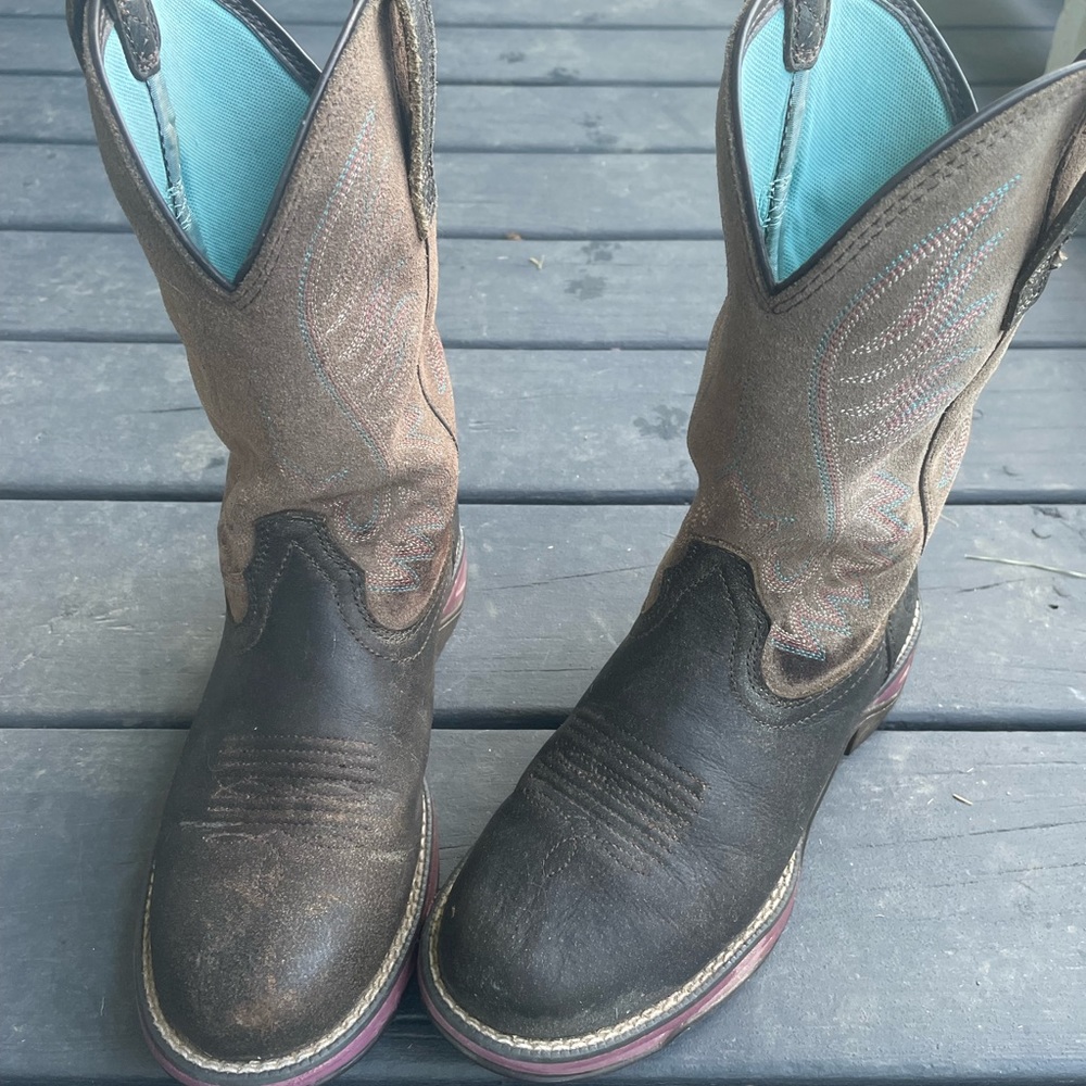 Ariat Boots, size 7